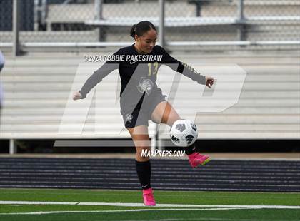 Thumbnail 2 in Royse City vs. Trimble Tech (Forney LRS Invitational) photogallery.