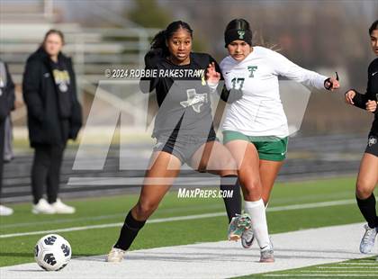 Thumbnail 2 in Royse City vs. Trimble Tech (Forney LRS Invitational) photogallery.