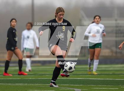 Thumbnail 3 in Royse City vs. Trimble Tech (Forney LRS Invitational) photogallery.