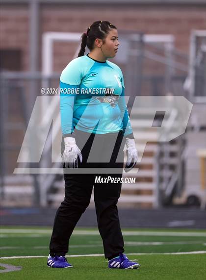 Thumbnail 3 in Royse City vs. Trimble Tech (Forney LRS Invitational) photogallery.