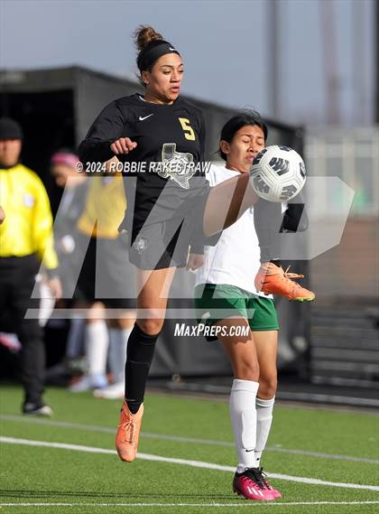 Thumbnail 3 in Royse City vs. Trimble Tech (Forney LRS Invitational) photogallery.