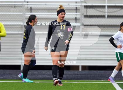 Thumbnail 2 in Royse City vs. Trimble Tech (Forney LRS Invitational) photogallery.