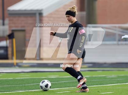 Thumbnail 2 in Royse City vs. Trimble Tech (Forney LRS Invitational) photogallery.