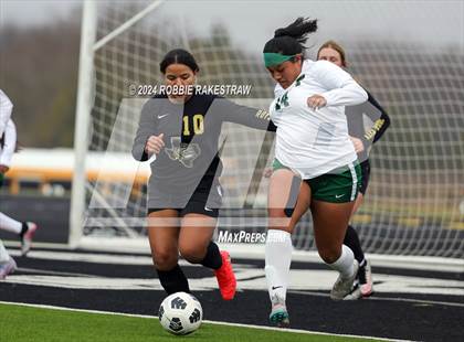Thumbnail 1 in Royse City vs. Trimble Tech (Forney LRS Invitational) photogallery.