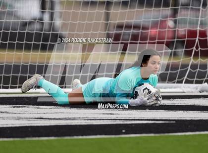 Thumbnail 2 in Royse City vs. Trimble Tech (Forney LRS Invitational) photogallery.