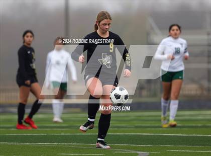 Thumbnail 2 in Royse City vs. Trimble Tech (Forney LRS Invitational) photogallery.