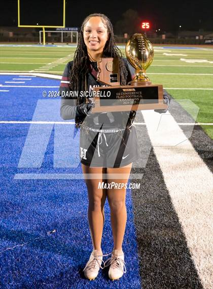 Thumbnail 1 in Hamilton vs Red Mountain (AIA 6A Division Final - Awards)  photogallery.