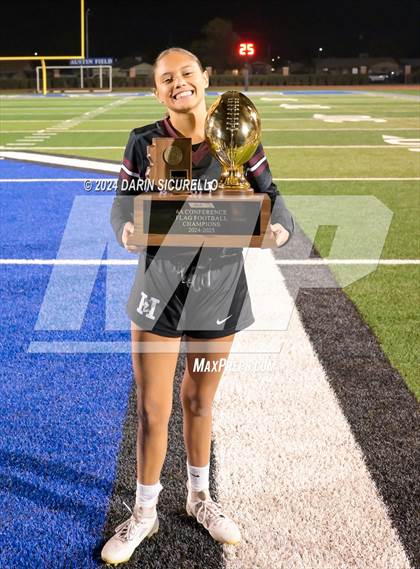 Thumbnail 1 in Hamilton vs Red Mountain (AIA 6A Division Final - Awards)  photogallery.