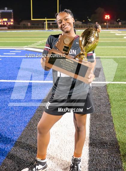 Thumbnail 2 in Hamilton vs Red Mountain (AIA 6A Division Final - Awards)  photogallery.