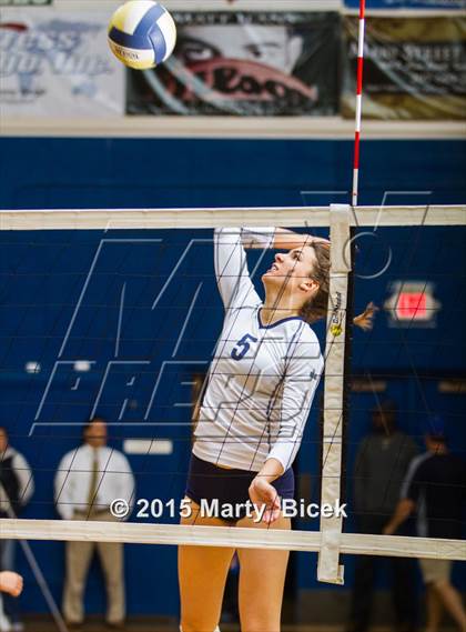 Thumbnail 1 in Pitman @ Turlock photogallery.