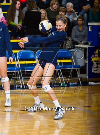 Thumbnail 3 in Pitman @ Turlock photogallery.