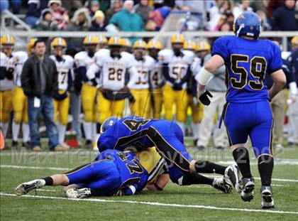 Thumbnail 3 in Brookfield vs. Ledyard (CIAC Class M Final) photogallery.