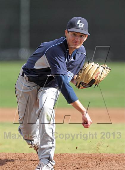 Thumbnail 1 in Los Osos vs. La Canada (Apache Invitational Tournament) photogallery.