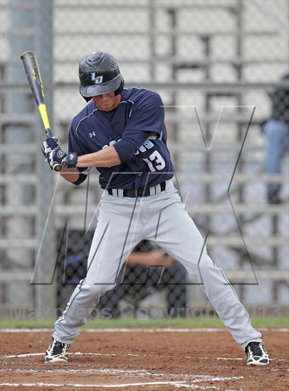Thumbnail 2 in Los Osos vs. La Canada (Apache Invitational Tournament) photogallery.
