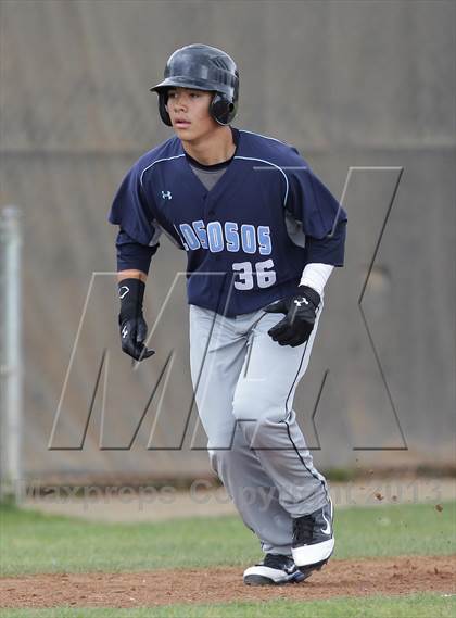 Thumbnail 2 in Los Osos vs. La Canada (Apache Invitational Tournament) photogallery.