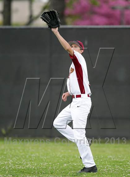 Thumbnail 1 in Los Osos vs. La Canada (Apache Invitational Tournament) photogallery.