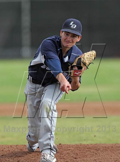 Thumbnail 1 in Los Osos vs. La Canada (Apache Invitational Tournament) photogallery.