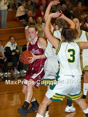 Thumbnail 1 in Pinewood vs Sacred Heart Prep (CIF NorCal D5 Final) photogallery.