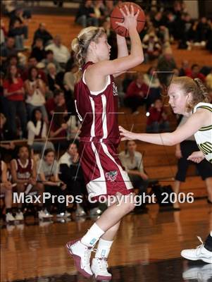 Thumbnail 2 in Pinewood vs Sacred Heart Prep (CIF NorCal D5 Final) photogallery.