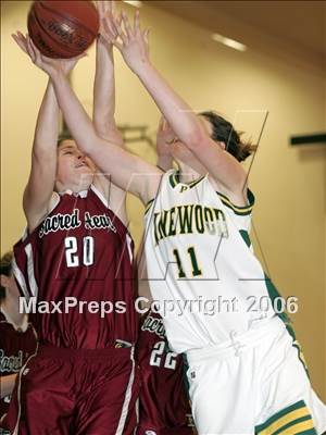 Thumbnail 3 in Pinewood vs Sacred Heart Prep (CIF NorCal D5 Final) photogallery.