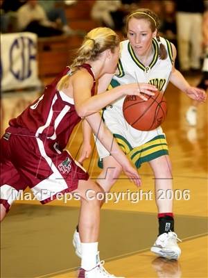 Thumbnail 2 in Pinewood vs Sacred Heart Prep (CIF NorCal D5 Final) photogallery.