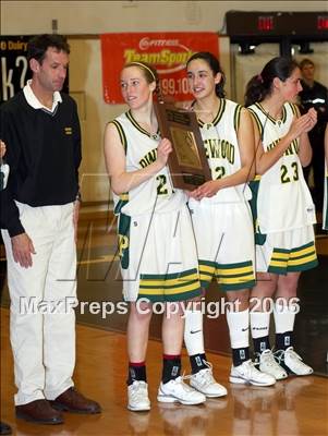 Thumbnail 2 in Pinewood vs Sacred Heart Prep (CIF NorCal D5 Final) photogallery.