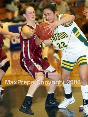 Thumbnail 3 in Pinewood vs Sacred Heart Prep (CIF NorCal D5 Final) photogallery.
