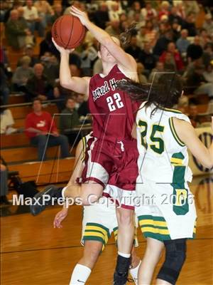 Thumbnail 2 in Pinewood vs Sacred Heart Prep (CIF NorCal D5 Final) photogallery.