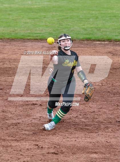 Thumbnail 2 in Rhea County vs Sequatchie County (Soddy Daisy Play Day) photogallery.