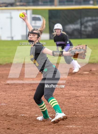 Thumbnail 1 in Rhea County vs Sequatchie County (Soddy Daisy Play Day) photogallery.