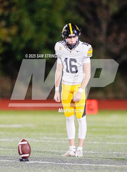 Thumbnail 2 in Bishop O'Dowd @ Moreau Catholic (Homecoming) photogallery.