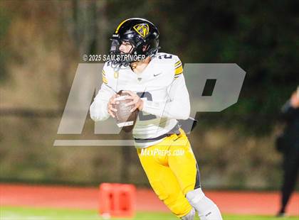 Thumbnail 2 in Bishop O'Dowd @ Moreau Catholic (Homecoming) photogallery.