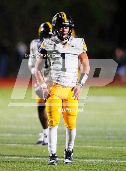 Thumbnail 3 in Bishop O'Dowd @ Moreau Catholic (Homecoming) photogallery.