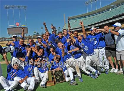 Thumbnail 2 in San Pedro vs El Camino Real (CIF LACS D1 Playoffs)  photogallery.