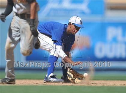 Thumbnail 1 in San Pedro vs El Camino Real (CIF LACS D1 Playoffs)  photogallery.