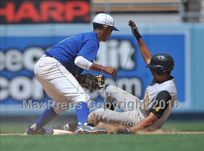 Thumbnail 1 in San Pedro vs El Camino Real (CIF LACS D1 Playoffs)  photogallery.