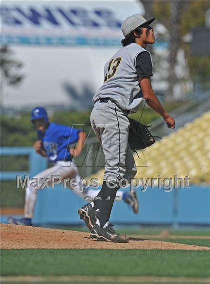 Thumbnail 1 in San Pedro vs El Camino Real (CIF LACS D1 Playoffs)  photogallery.