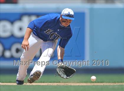 Thumbnail 2 in San Pedro vs El Camino Real (CIF LACS D1 Playoffs)  photogallery.