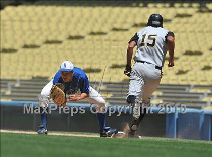 Thumbnail 1 in San Pedro vs El Camino Real (CIF LACS D1 Playoffs)  photogallery.