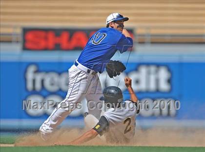 Thumbnail 3 in San Pedro vs El Camino Real (CIF LACS D1 Playoffs)  photogallery.