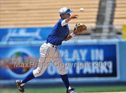 Thumbnail 3 in San Pedro vs El Camino Real (CIF LACS D1 Playoffs)  photogallery.