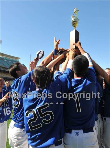 Thumbnail 1 in San Pedro vs El Camino Real (CIF LACS D1 Playoffs)  photogallery.