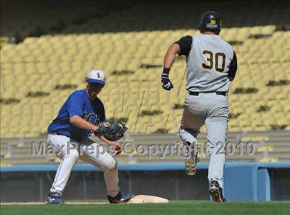Thumbnail 1 in San Pedro vs El Camino Real (CIF LACS D1 Playoffs)  photogallery.