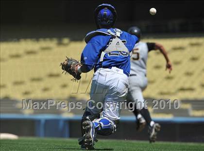 Thumbnail 2 in San Pedro vs El Camino Real (CIF LACS D1 Playoffs)  photogallery.