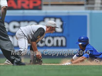 Thumbnail 3 in San Pedro vs El Camino Real (CIF LACS D1 Playoffs)  photogallery.
