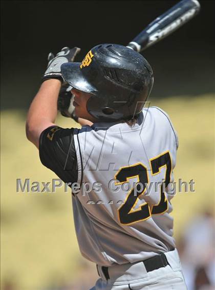 Thumbnail 3 in San Pedro vs El Camino Real (CIF LACS D1 Playoffs)  photogallery.