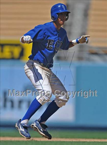 Thumbnail 1 in San Pedro vs El Camino Real (CIF LACS D1 Playoffs)  photogallery.