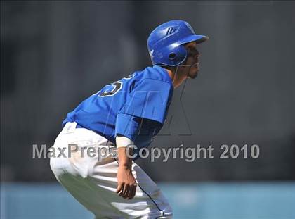 Thumbnail 3 in San Pedro vs El Camino Real (CIF LACS D1 Playoffs)  photogallery.