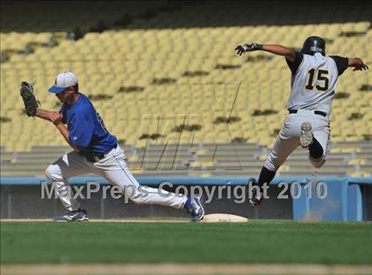 Thumbnail 2 in San Pedro vs El Camino Real (CIF LACS D1 Playoffs)  photogallery.