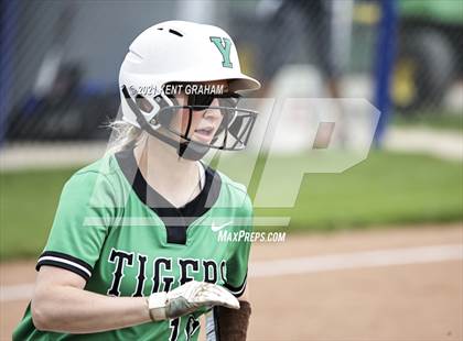 Thumbnail 1 in Yorktown @ Hamilton Southeastern photogallery.